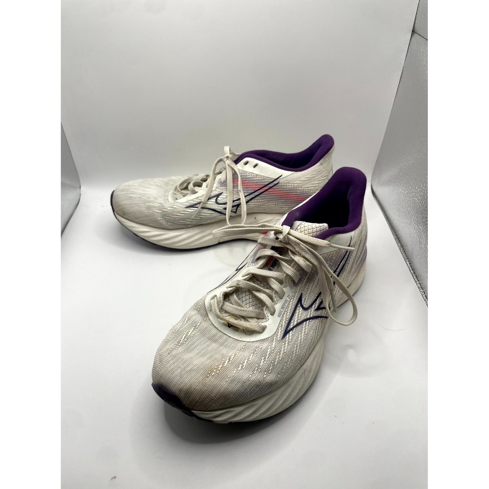 Mizuno Wave Inspire 21 Womens 8 Sneaker White Violet Running Athletic Shoes